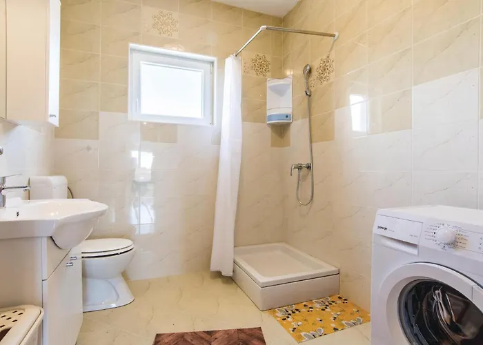 Three-bedroom In * Slivnica